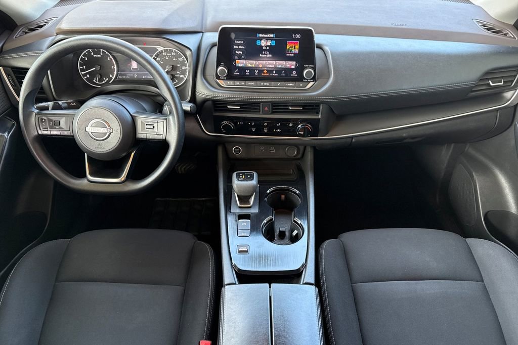 Used 2023 Nissan Rogue S image 18