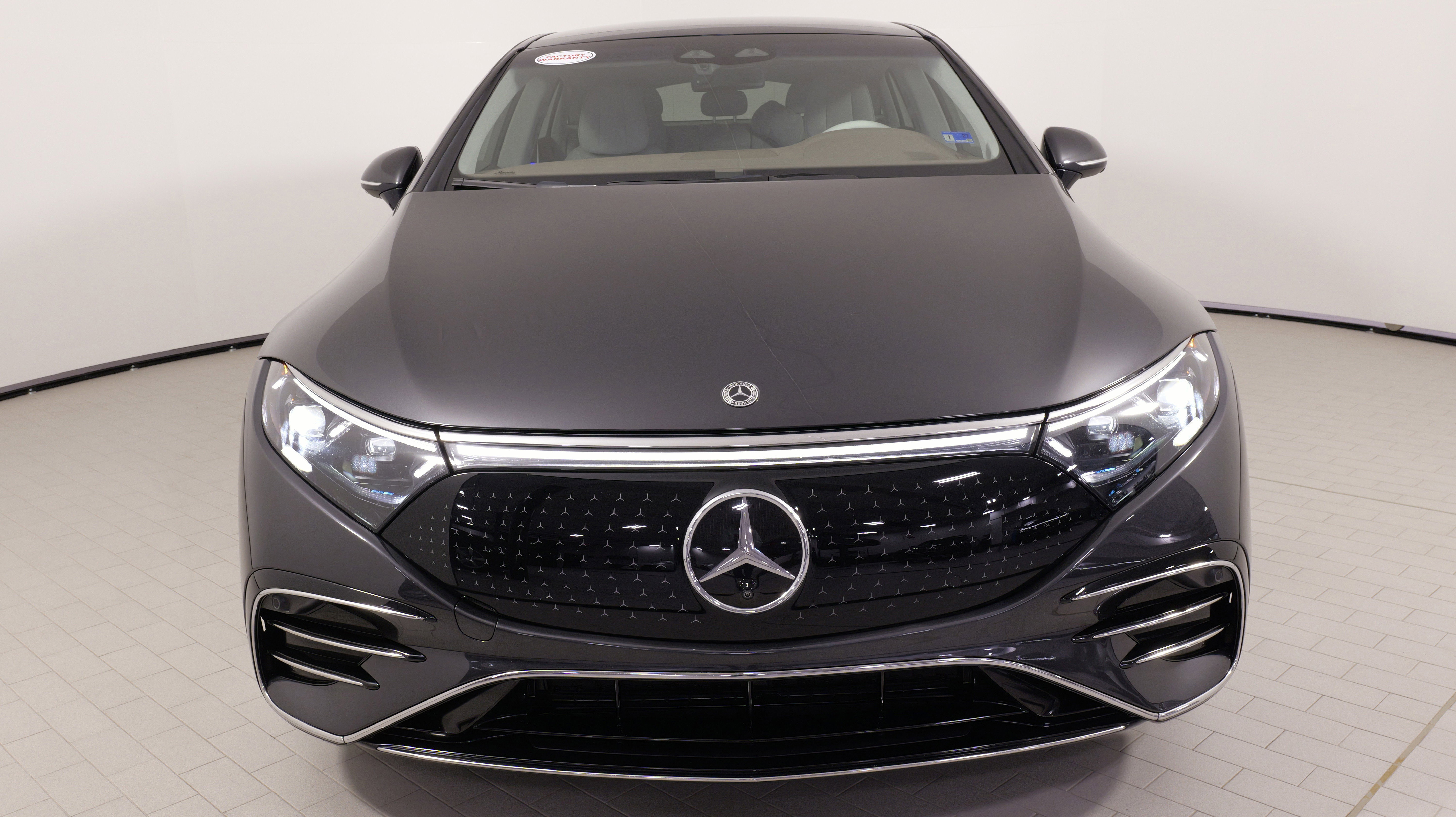 Used 2023 Mercedes-Benz EQS 580 4MATIC Sedan image 5