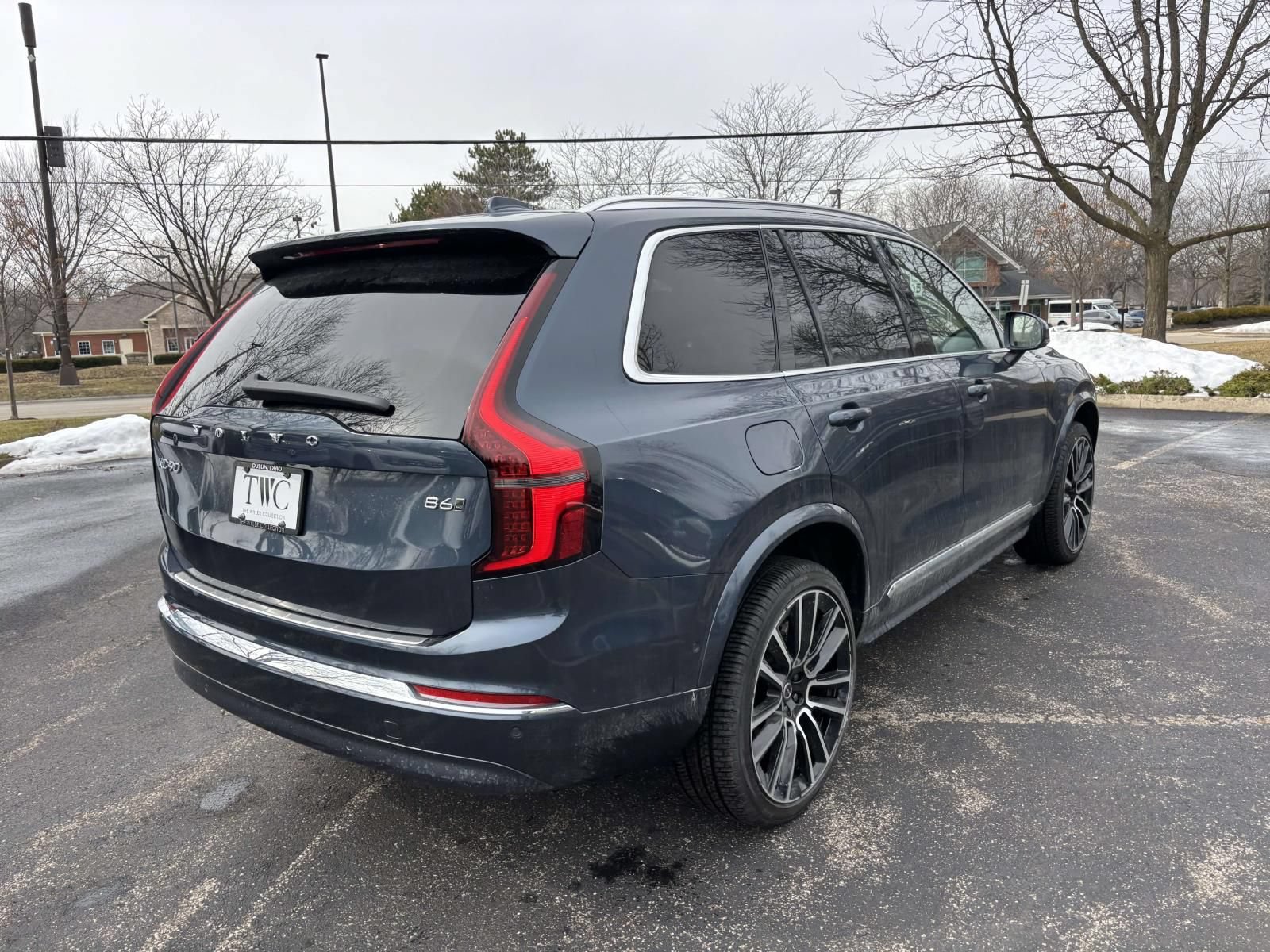 New 2026 Volvo XC90 B6 Plus w/ Protection Package Premier AWD/4WD image 7