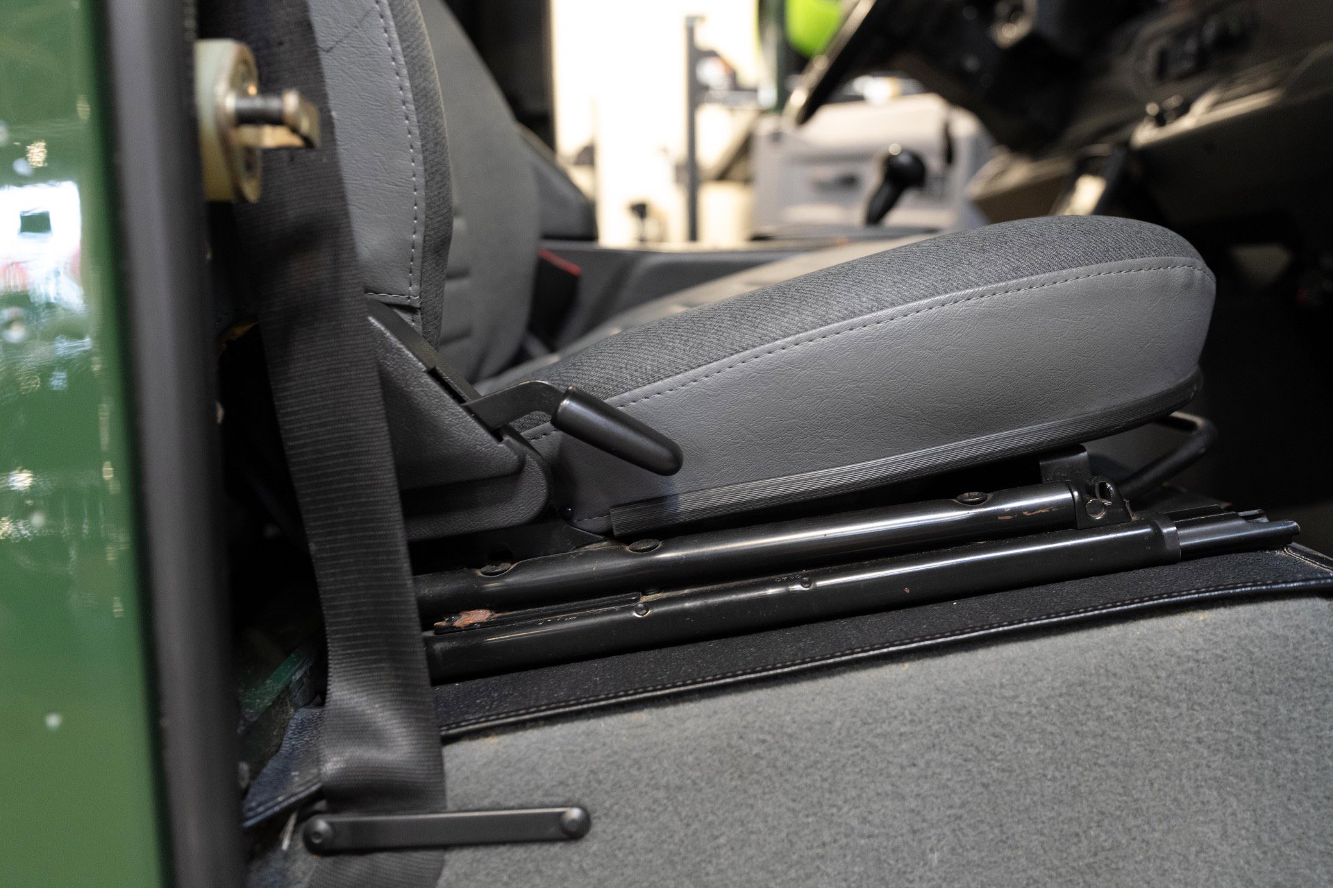 Used 1997 Land Rover Defender 90 image 77