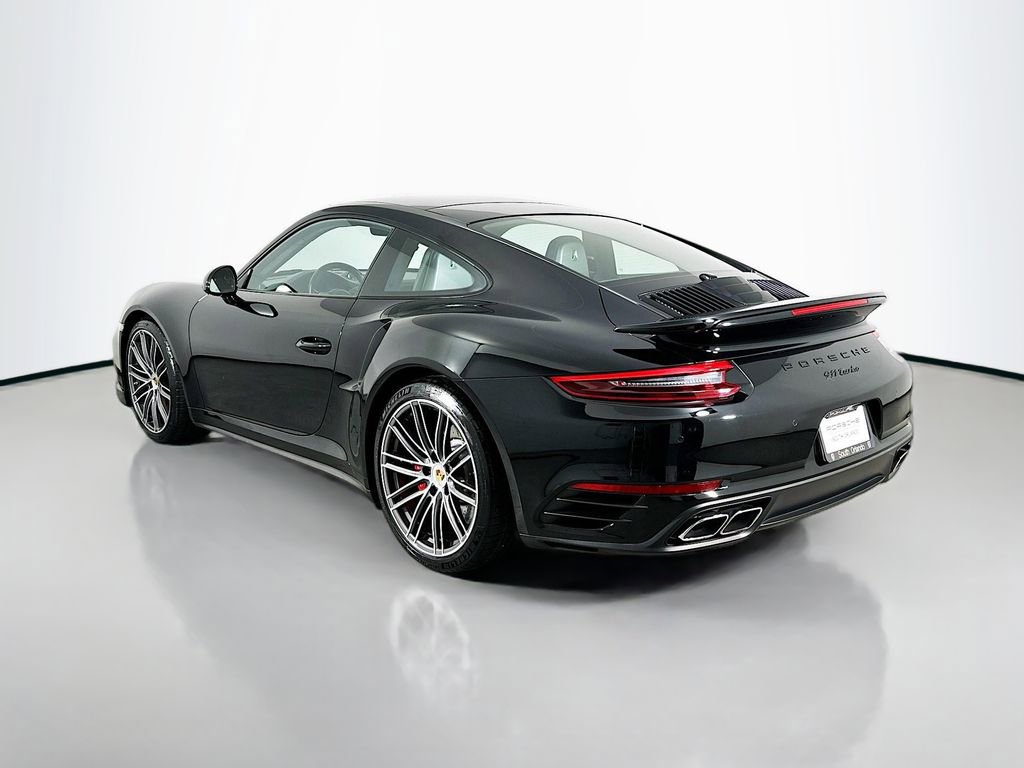 Used 2019 Porsche 911 Turbo image 3