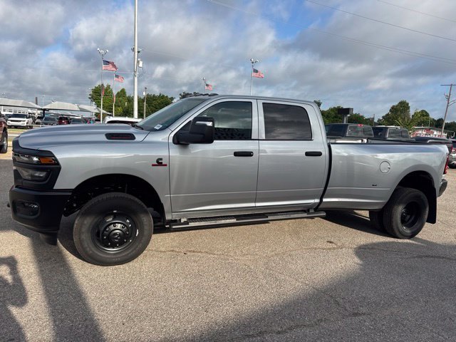 New 2026 RAM 3500 Tradesman AWD/4WD image 3