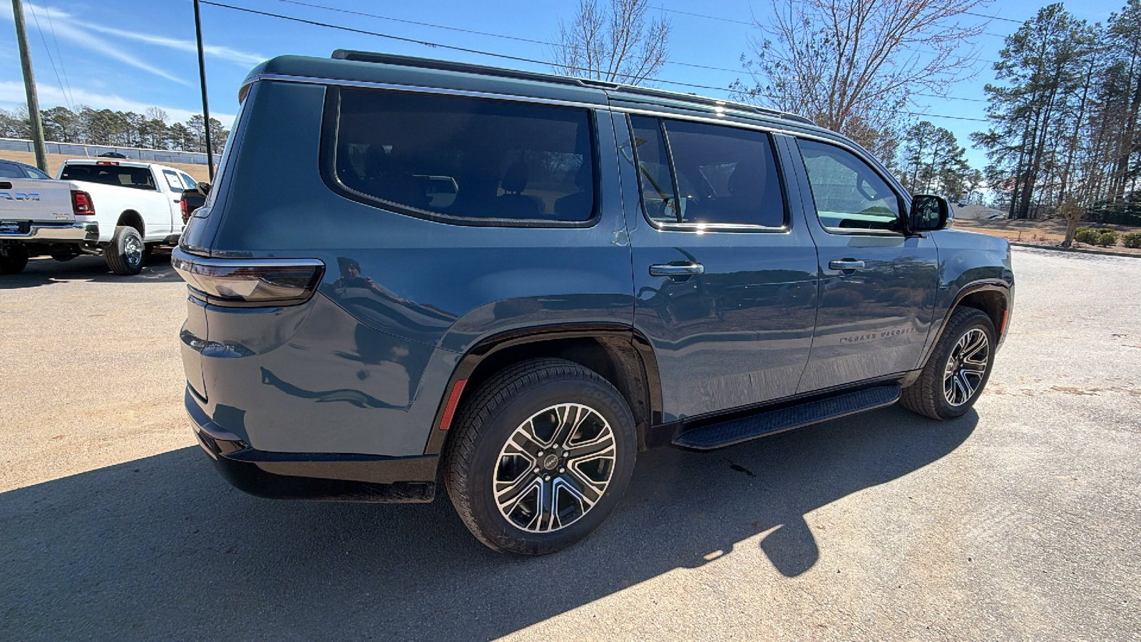 New 2026 Jeep Grand Wagoneer 4WD image 8
