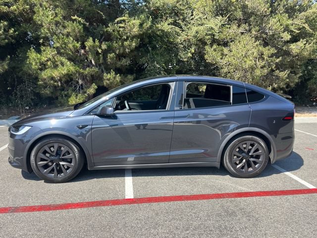 Used 2024 Tesla Model X AWD/4WD image 8