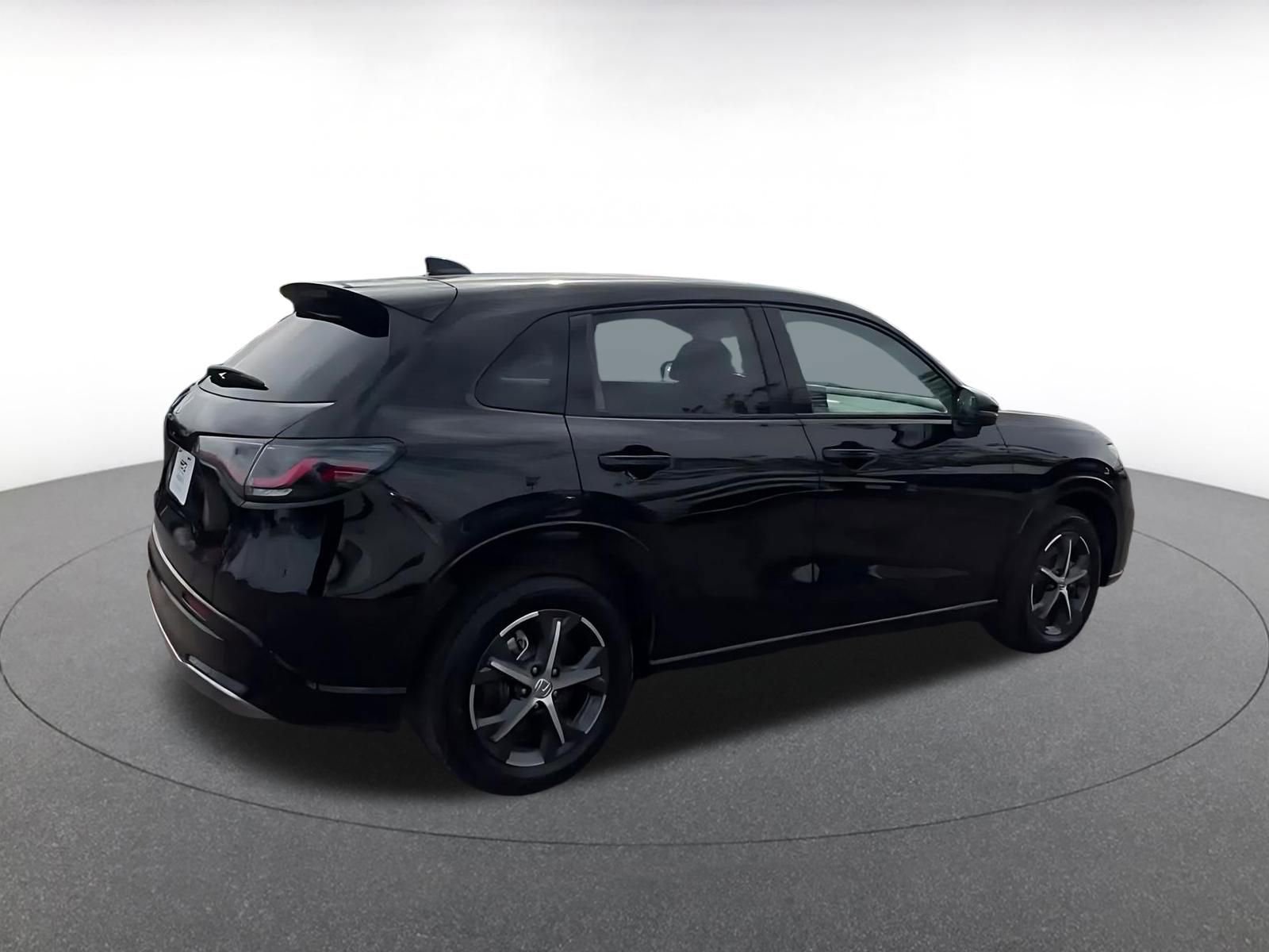 Used 2025 Honda HR-V EX-L image 15