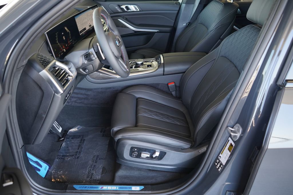 New 2026 BMW X7 M60i image 11