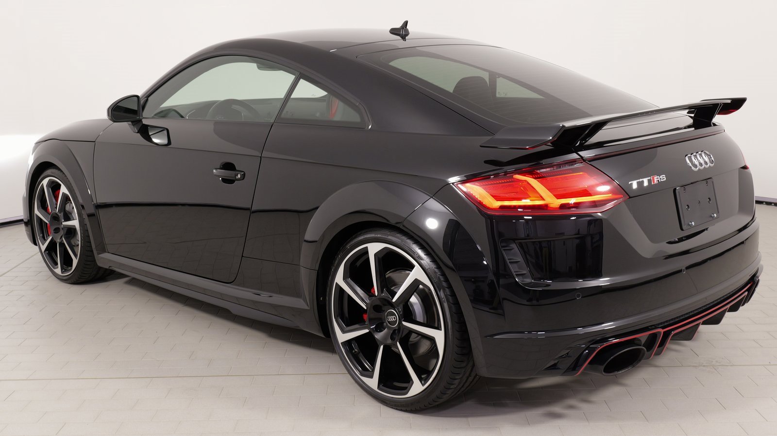 Used 2021 Audi TT RS image 13