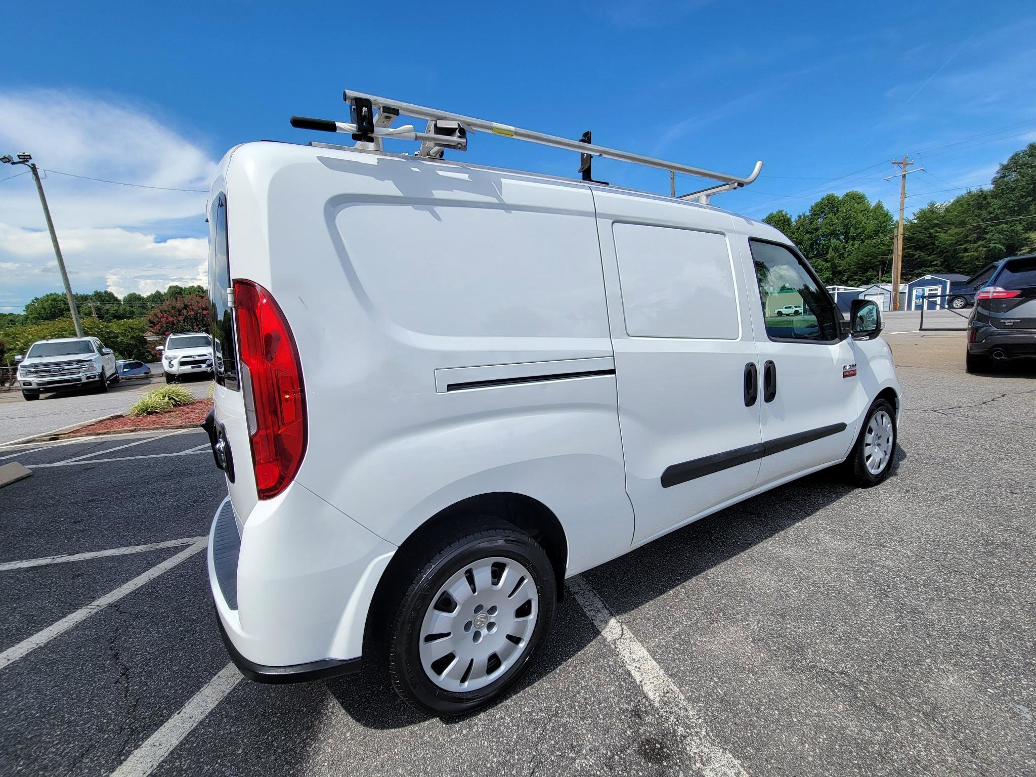 Used 2019 RAM ProMaster City Tradesman SLT FWD image 13