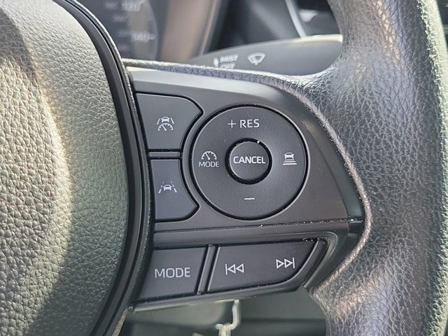 Used 2023 Toyota Corolla LE image 31