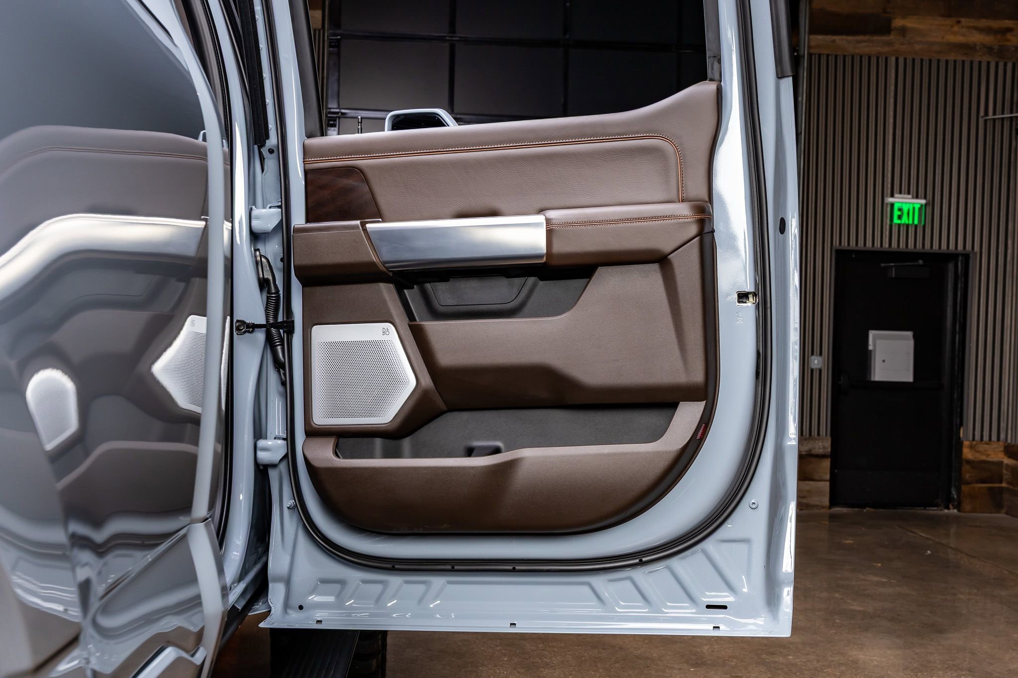 Used 2026 Ford F250 King Ranch w/ Chrome Package image 38