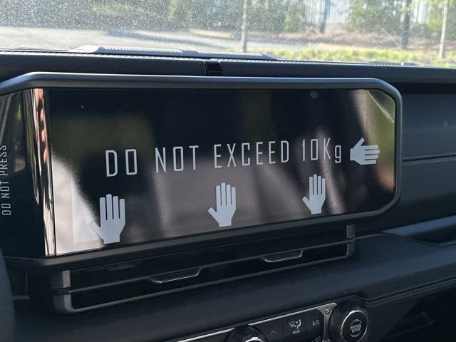 New 2025 Jeep Gladiator Sport w/ Premium Package image 25