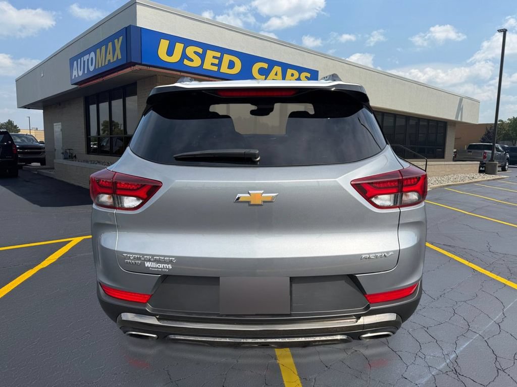 Used 2023 Chevrolet TrailBlazer ACTIV w/ Technology Package AWD/4WD image 6