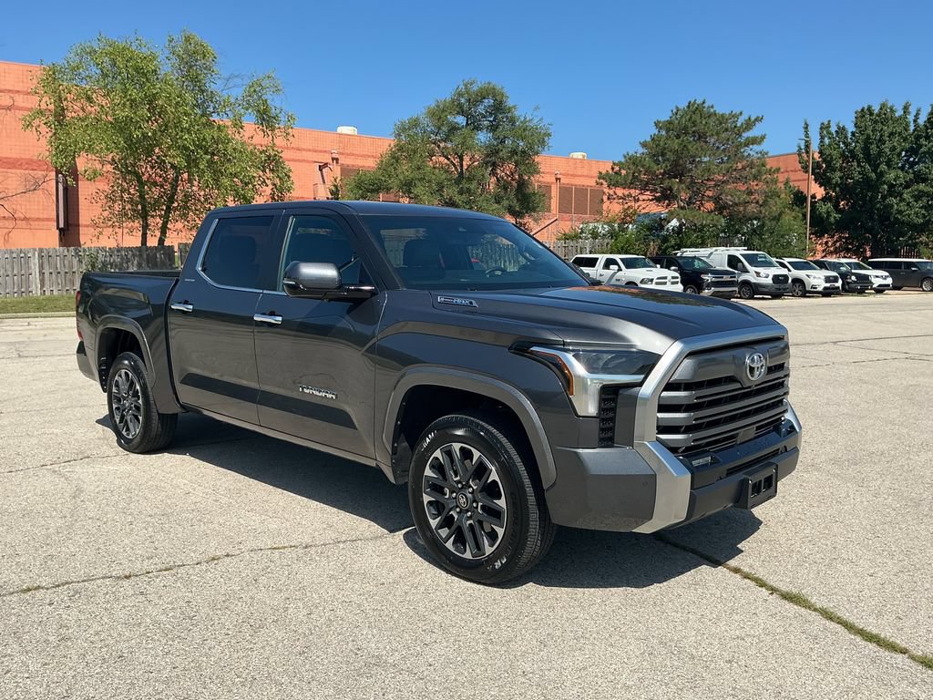 Used 2025 Toyota Tundra Limited AWD/4WD image 7