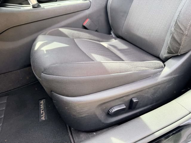 Used 2022 Nissan Altima 2.5 SV FWD image 15