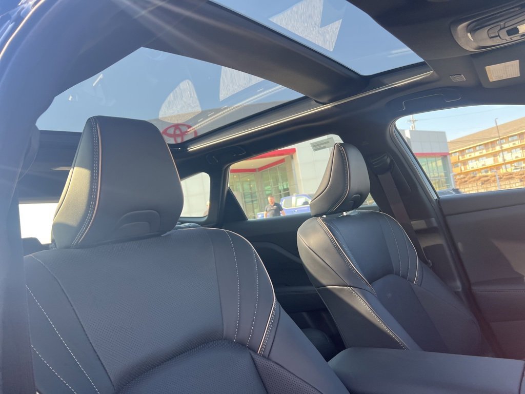 New 2025 Toyota Crown Signia image 8