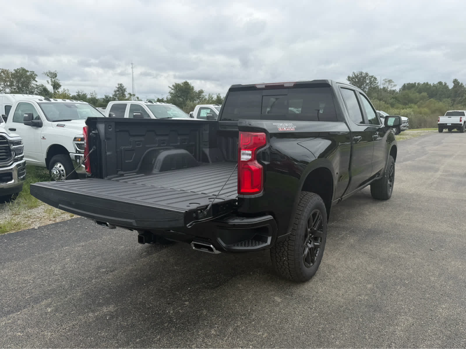 New 2026 Chevrolet Silverado 1500 LT Trail Boss w/ LT Trail Boss Premium Package AWD/4WD image 4