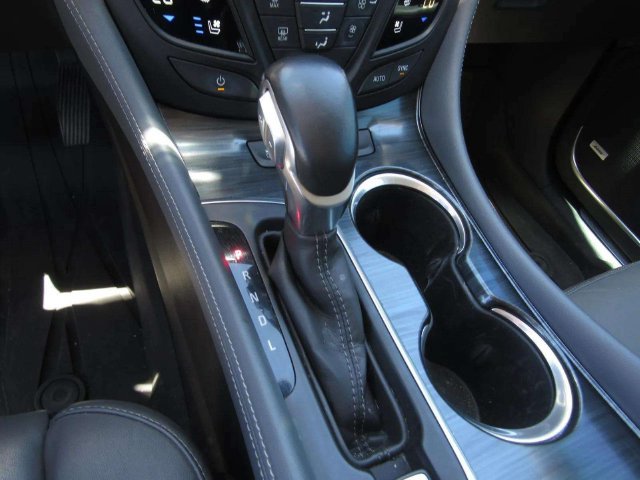 Used 2020 Buick Envision Premium w/ Driver Confidence Package AWD/4WD image 21