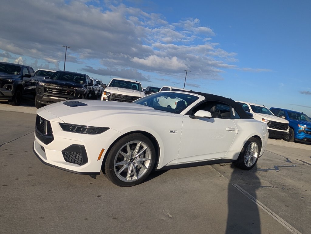 New 2026 Ford Mustang GT Premium RWD image 3