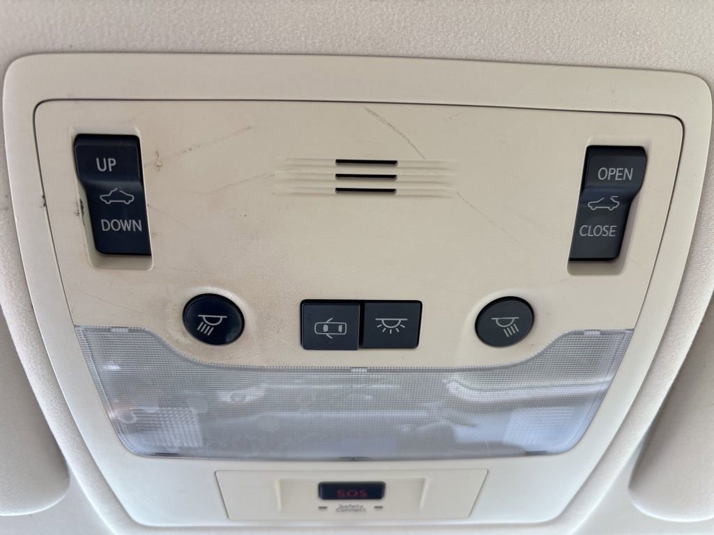 Used 2015 Lexus ES 300h w/ Navigation System Package image 23