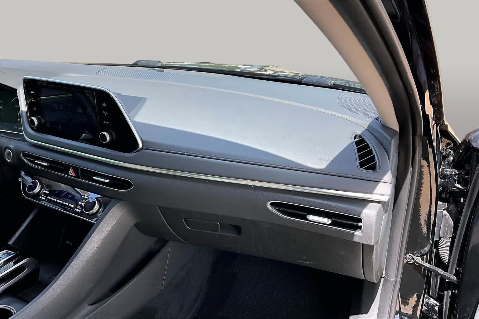 Used 2022 Hyundai Sonata SEL w/ Convenience Package FWD image 19