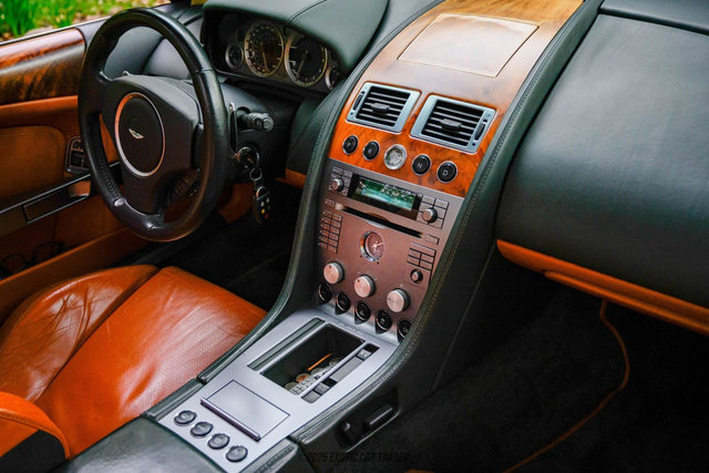Used 2006 Aston Martin DB9 Volante RWD image 42