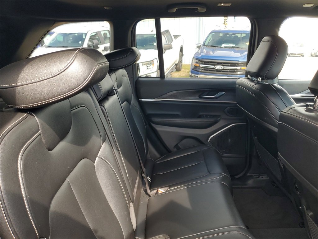 Used 2024 Jeep Grand Cherokee Limited 4xe image 33