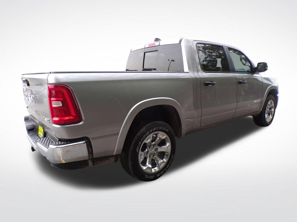 Used 2025 RAM 1500 Big Horn AWD/4WD image 7