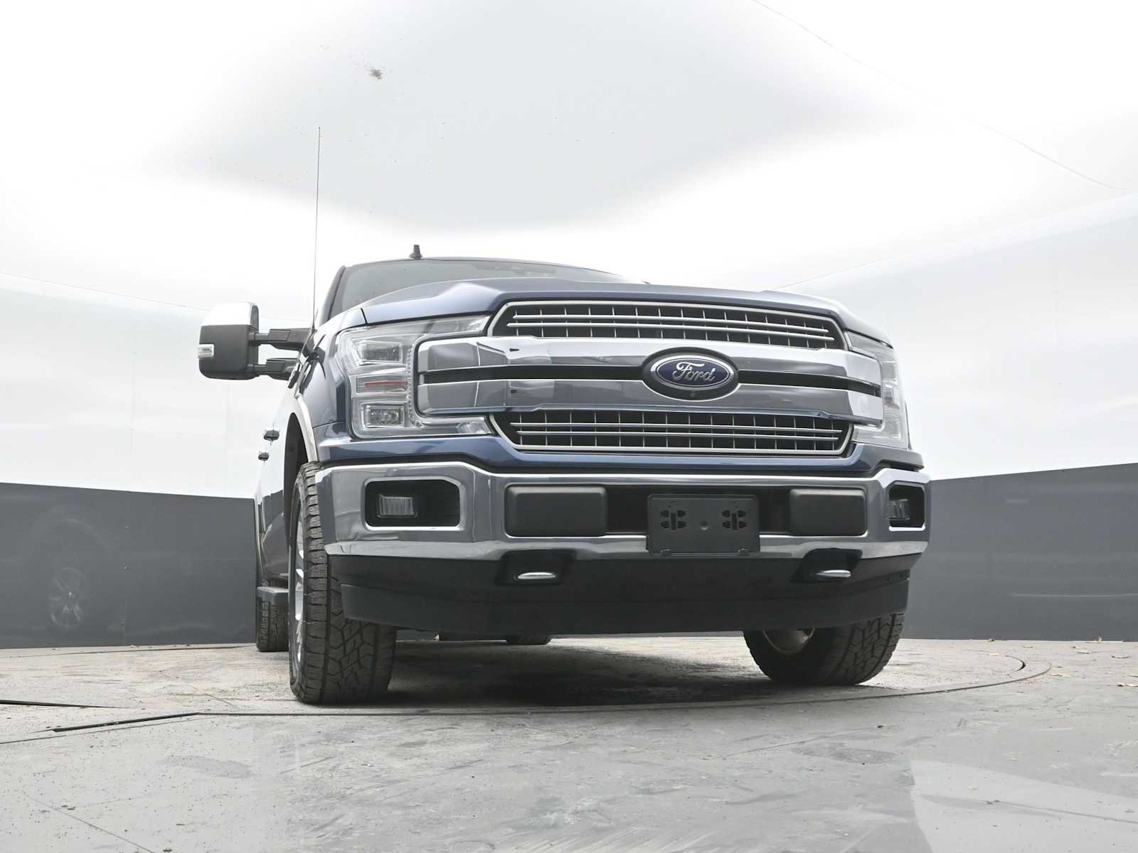 Used 2020 Ford F150 Lariat w/ Equipment Group 502A Luxury AWD/4WD image 40