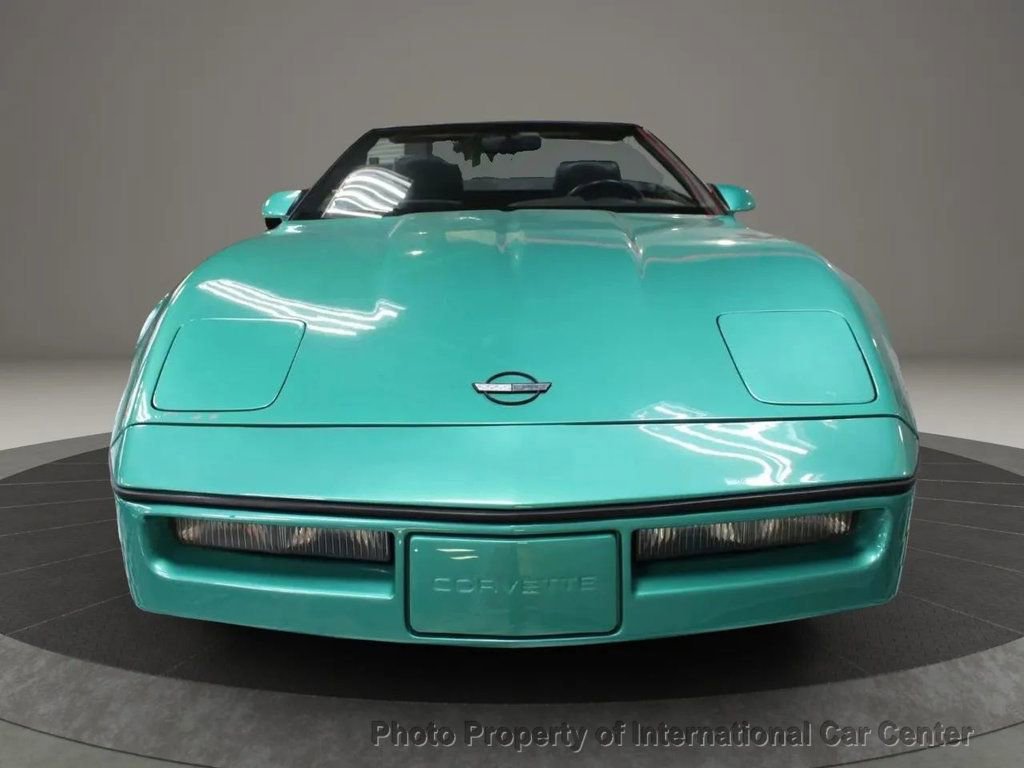 Used 1990 Chevrolet Corvette Convertible image 16
