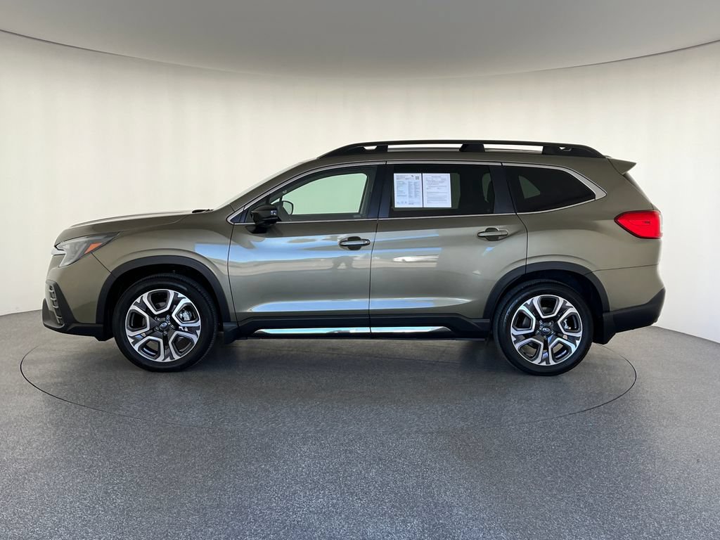 Used 2025 Subaru Ascent Limited w/ Popular Package #1 AWD/4WD image 8