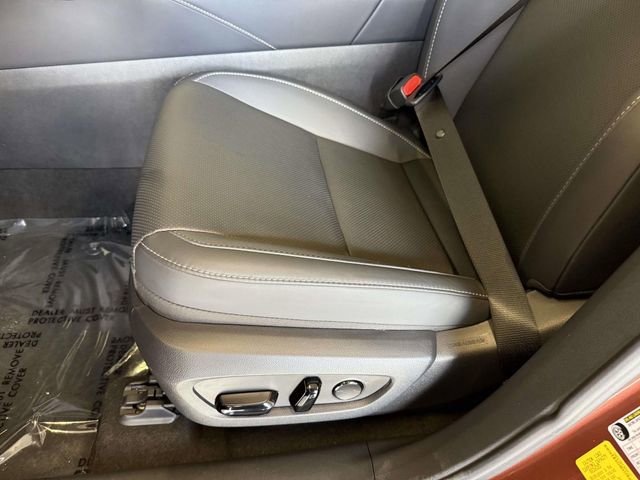 Used 2025 Lexus RX 350 Premium w/ Accessory Package image 3