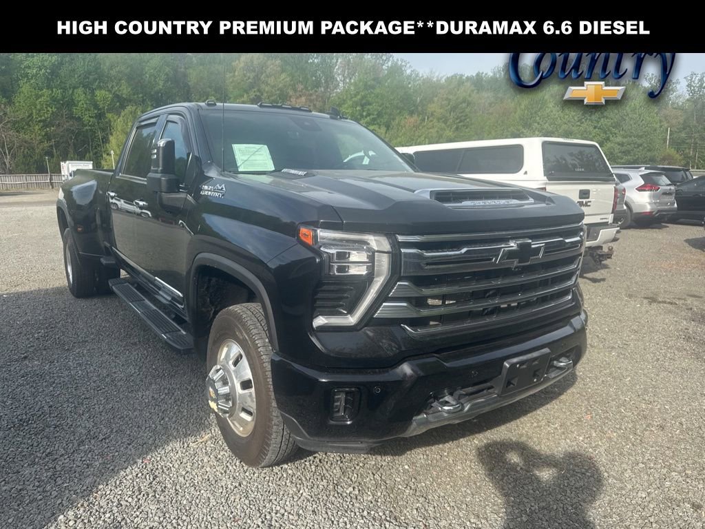 Used 2024 Chevrolet Silverado 3500 High Country w/ High Country Premium Package AWD/4WD image 1