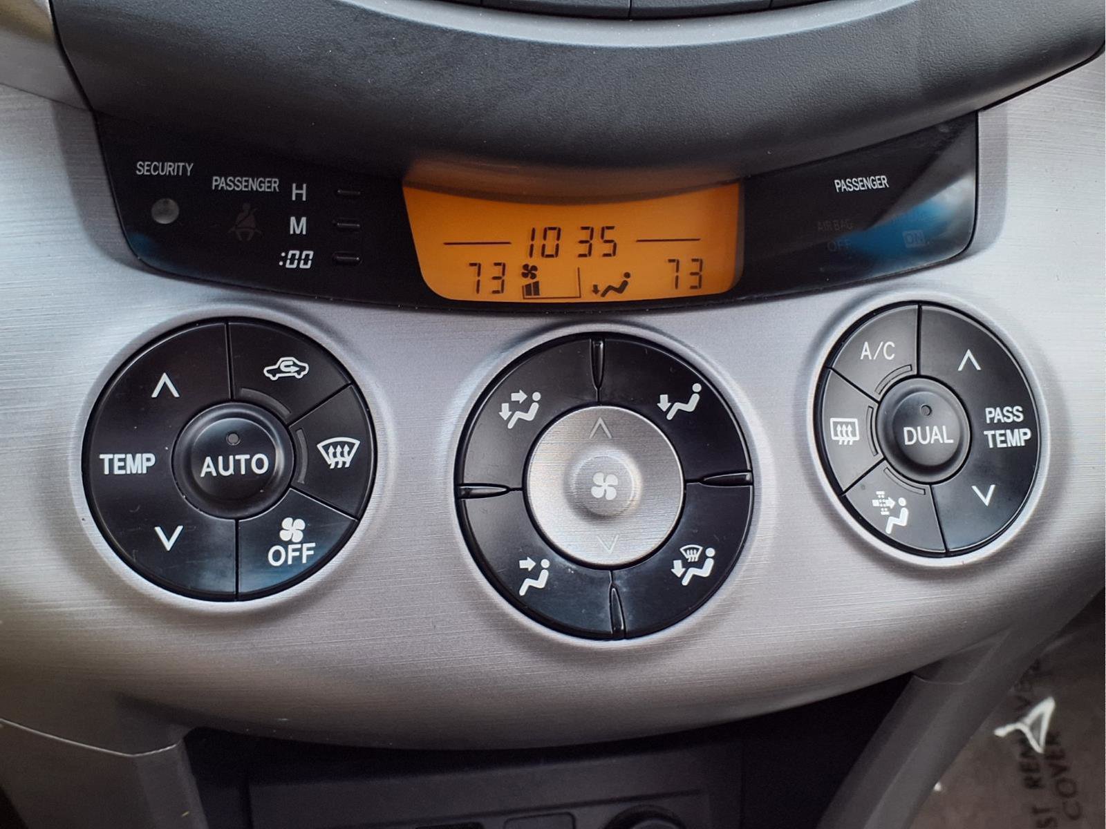 Used 2008 Toyota RAV4 Limited AWD/4WD image 21