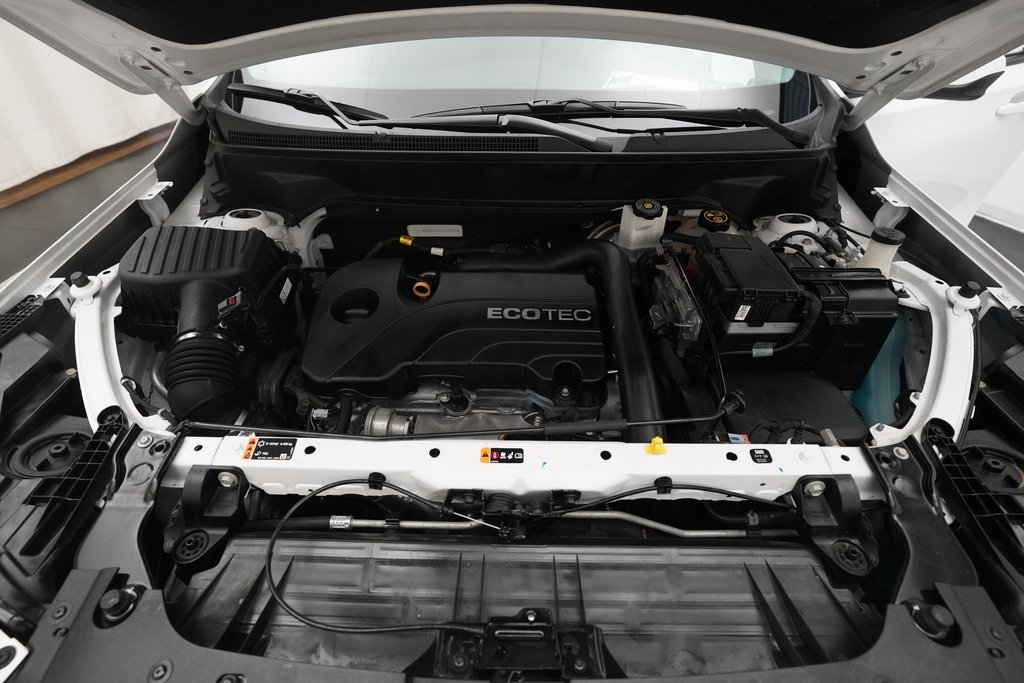 Used 2020 GMC Terrain SLE w/ Driver Convenience Package image 3