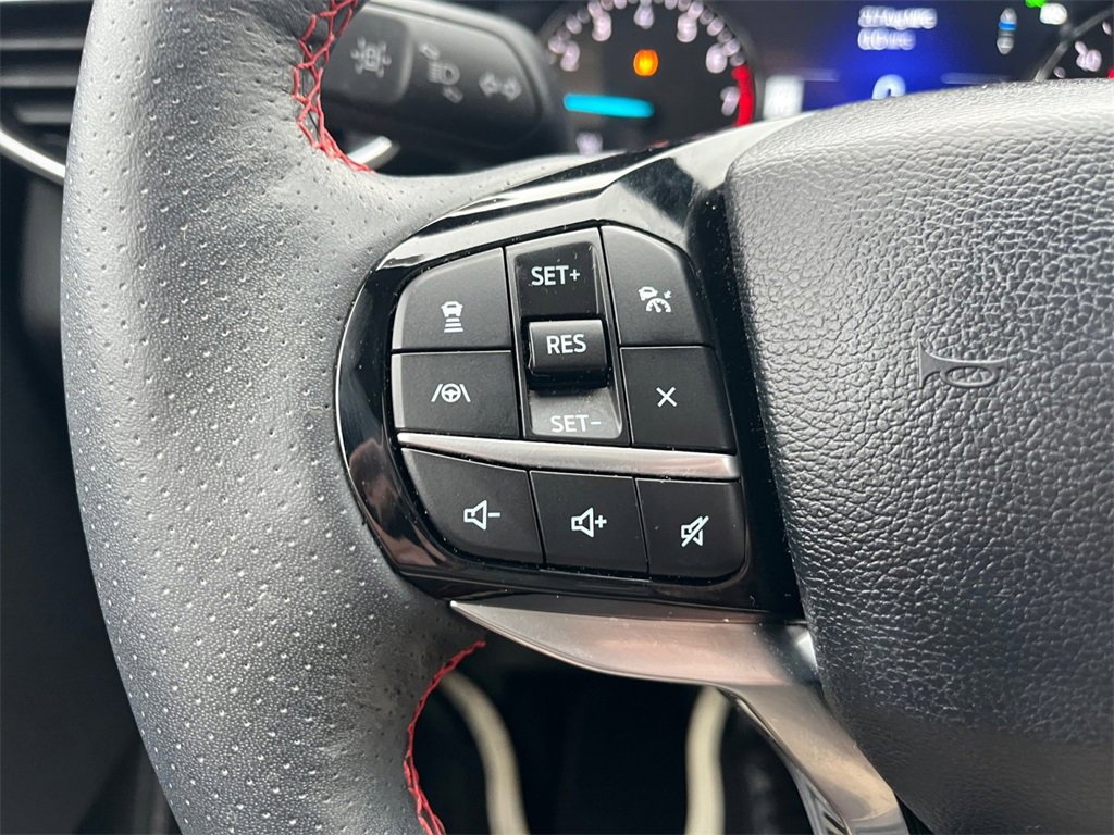 Used 2024 Ford Explorer ST-Line w/ Class IV Trailer Tow Package image 33