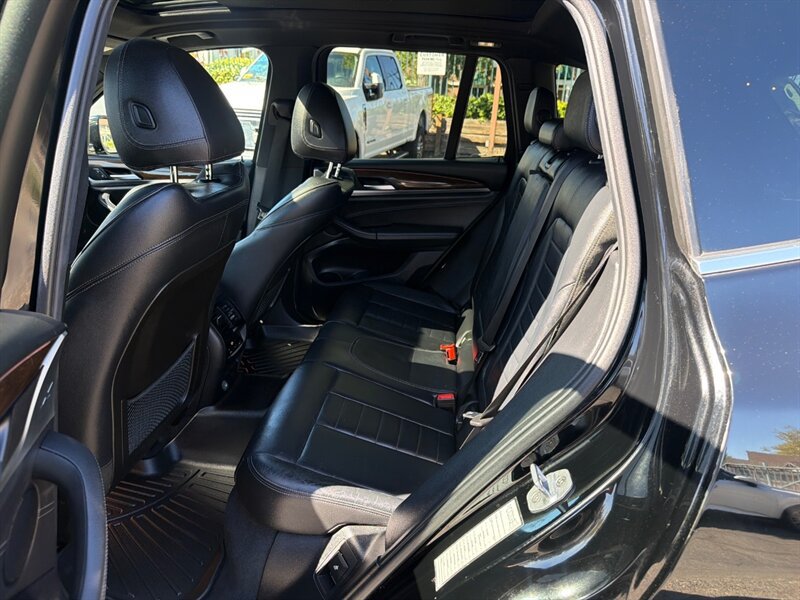 Used 2018 BMW X3 xDrive30i AWD/4WD image 21