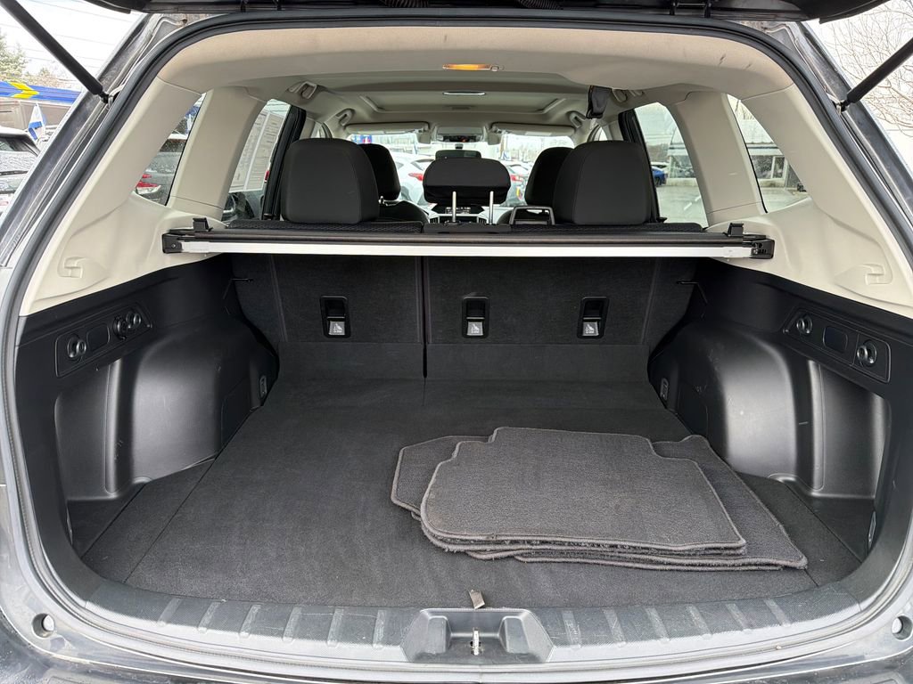 Used 2019 Subaru Forester Premium image 30
