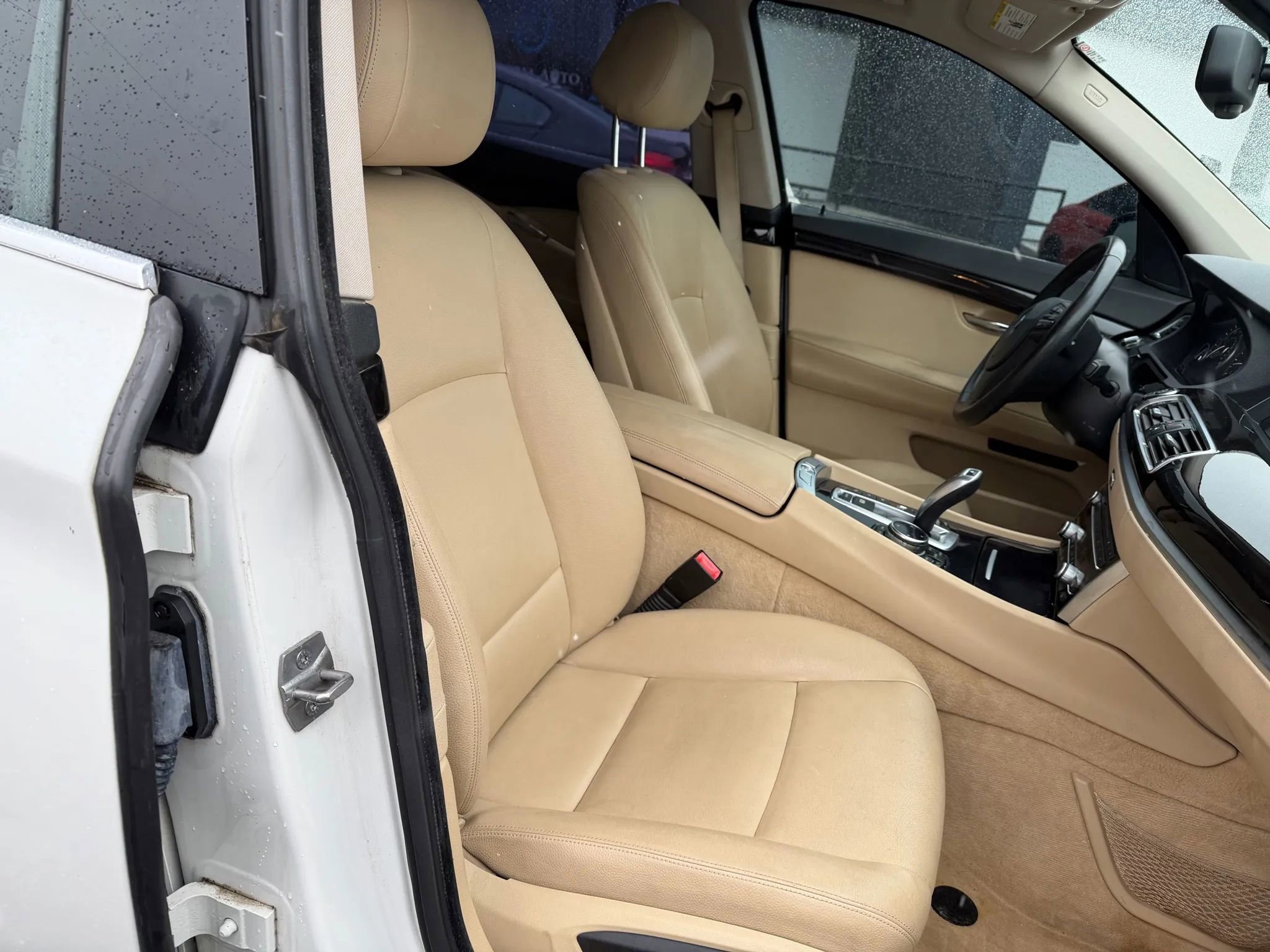 Used 2014 BMW 535i Gran Turismo xDrive image 17