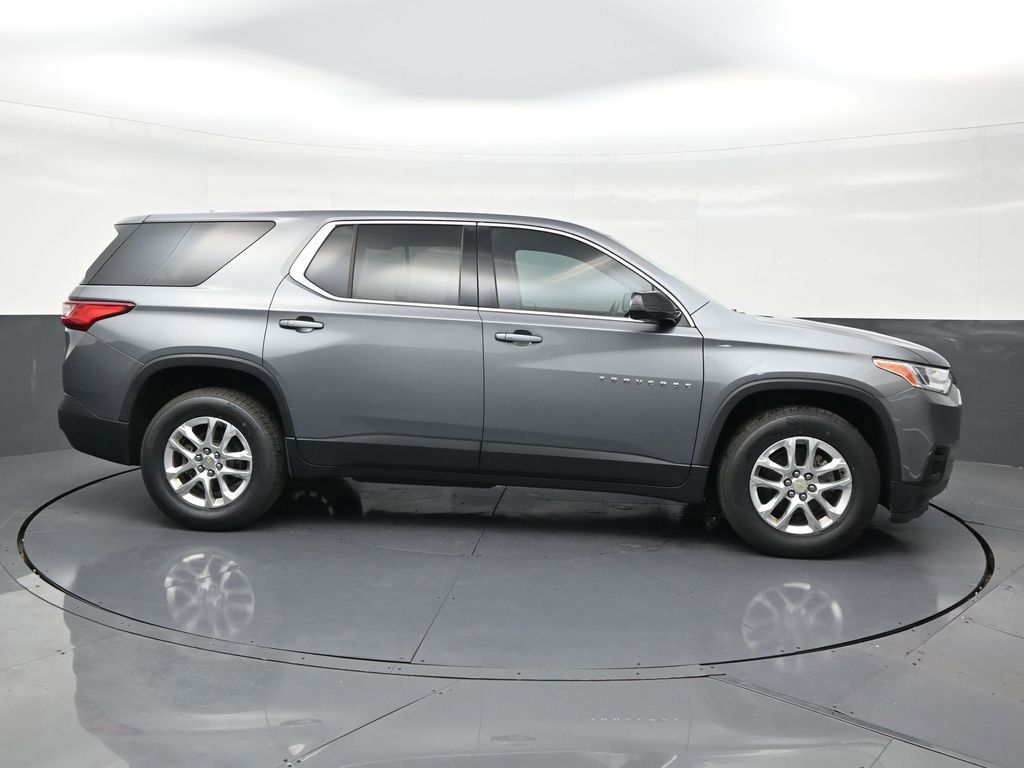 Used 2019 Chevrolet Traverse LS FWD image 6