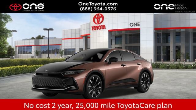 New 2026 Toyota Crown Platinum image 2