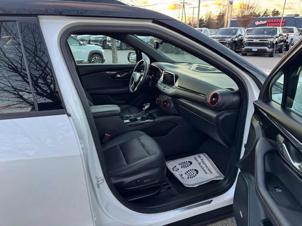 Used 2022 Chevrolet Blazer RS w/ Enhanced Convenience Package image 24