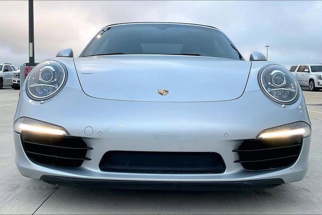 Used 2014 Porsche 911 Carrera S image 2
