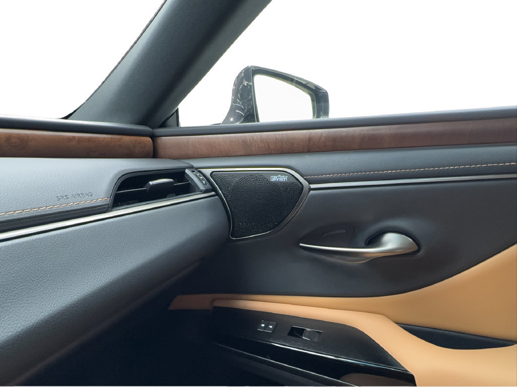 Used 2023 Lexus ES 300h w/ Accessory Package (Z1) FWD image 48