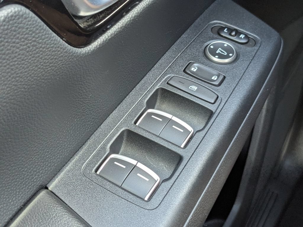 Used 2024 Honda CR-V Sport Touring image 22