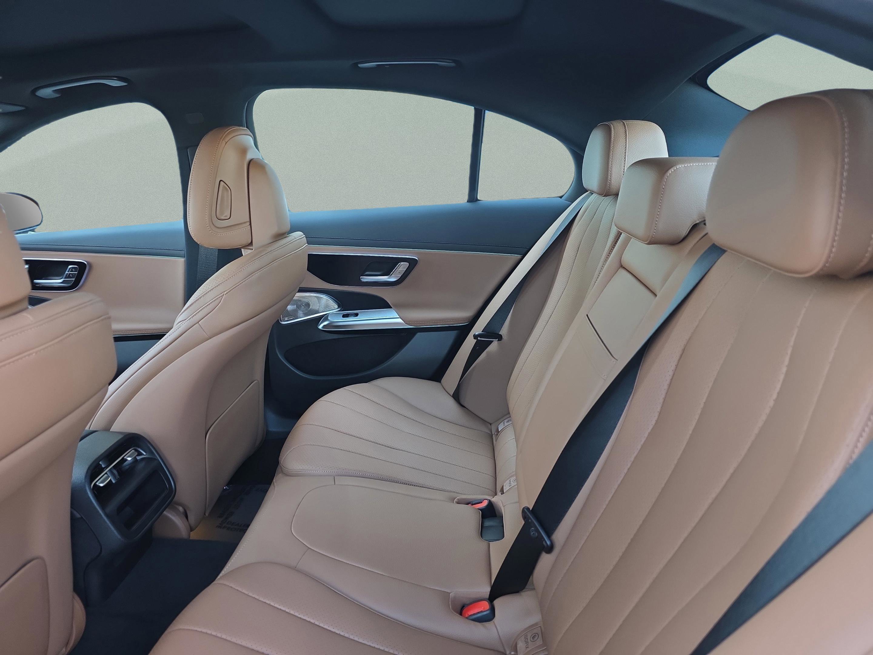 New 2026 Mercedes-Benz E 450 4MATIC Sedan image 7