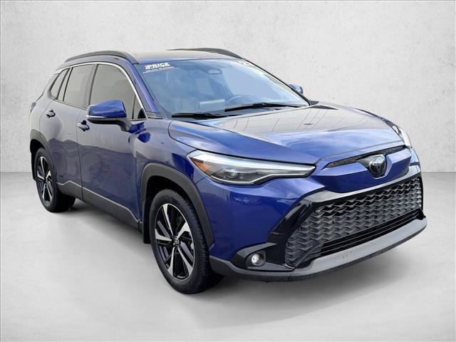 Used 2023 Toyota Corolla Cross XSE w/ Convenience Package AWD/4WD video 3