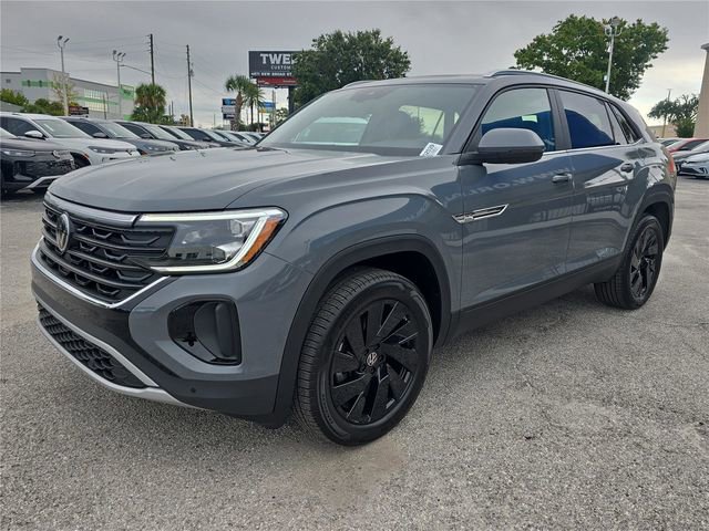 New 2026 Volkswagen Atlas Cross Sport SE image 9