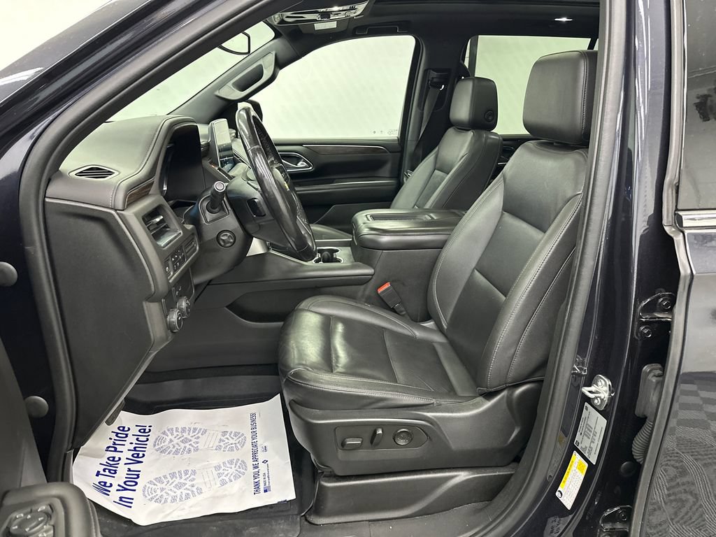 Used 2022 Chevrolet Tahoe LT w/ LT Signature Plus Package RWD image 9