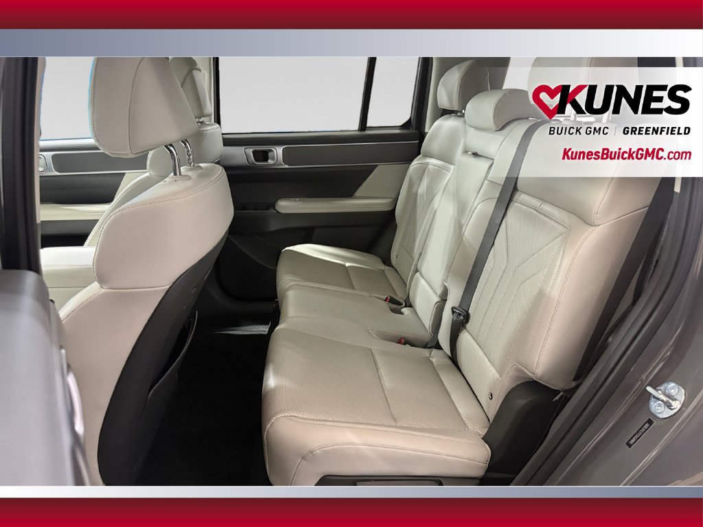 Used 2026 Hyundai Santa Fe SEL FWD image 35