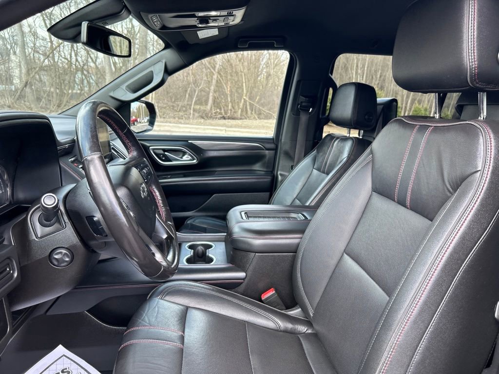 Used 2021 Chevrolet Suburban RST w/ Luxury Package AWD/4WD image 12